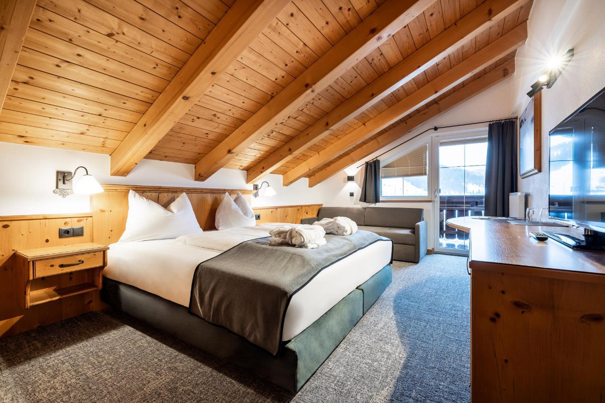 Hotel Bergzeit By Seven Flachau Habitación foto